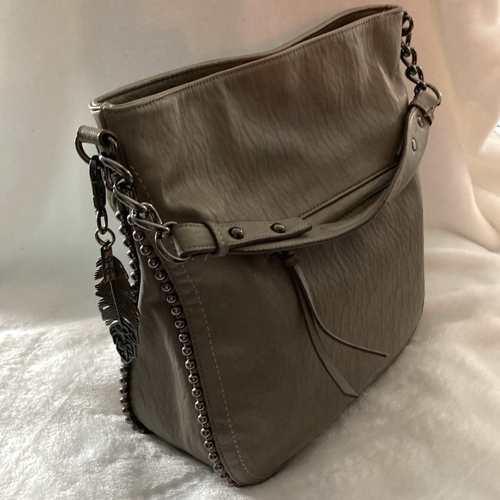 Jessica Simpson Bag with Studs and signature feather. - Picture 12 of 14